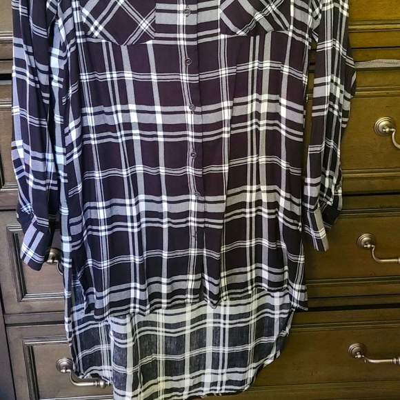 High Low Black Plaid Long Sleeve Tunic - Picture 5 of 7